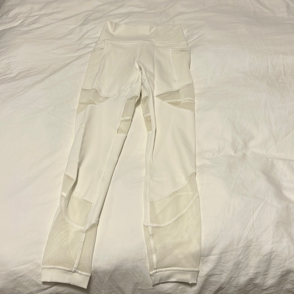 Lululemon 7/8 white mesh legging